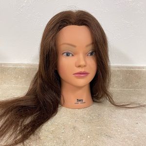 brand new cosmetology mannequin.